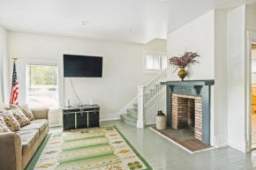 4BR Gem in Detroit North End Downtown Nearby